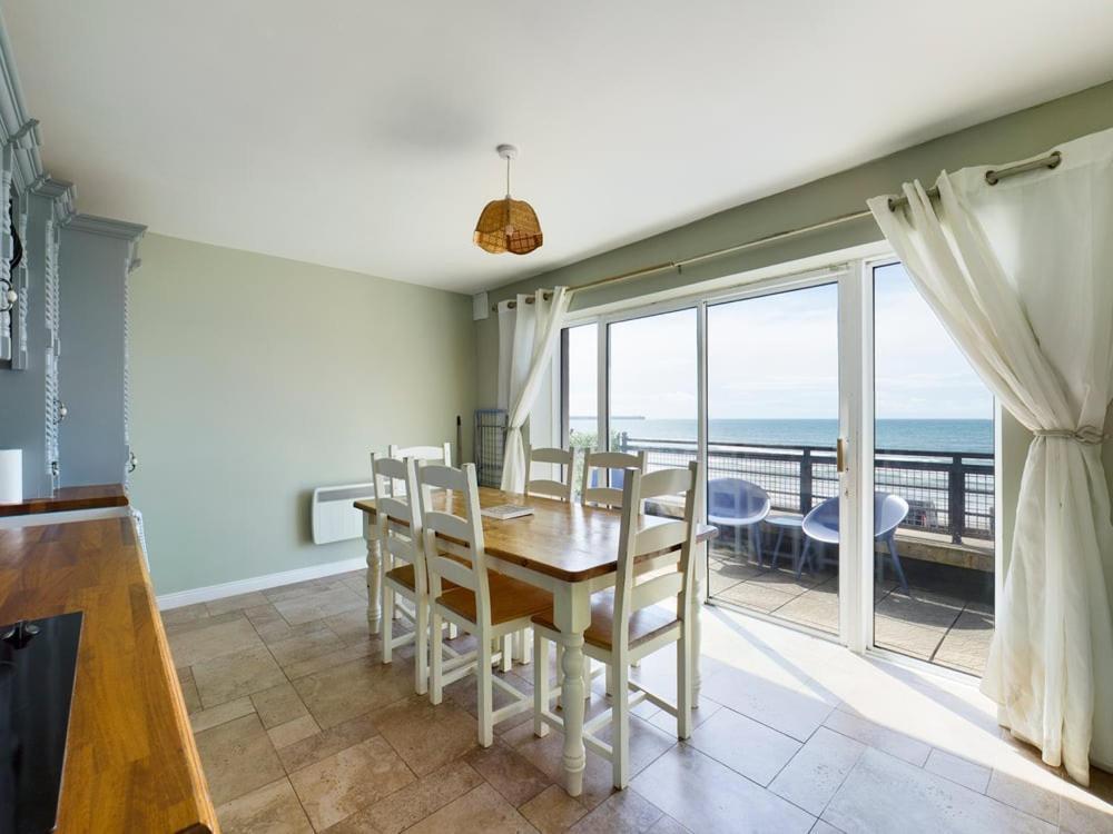 Holiday Apartment Iris 沃特福德 外观 照片